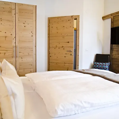 Dorfplatzl Apartment Ischgl